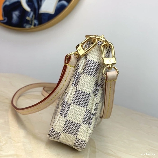 WIS Louis POCHETTE ACCESSOIRES Vuitton 0203